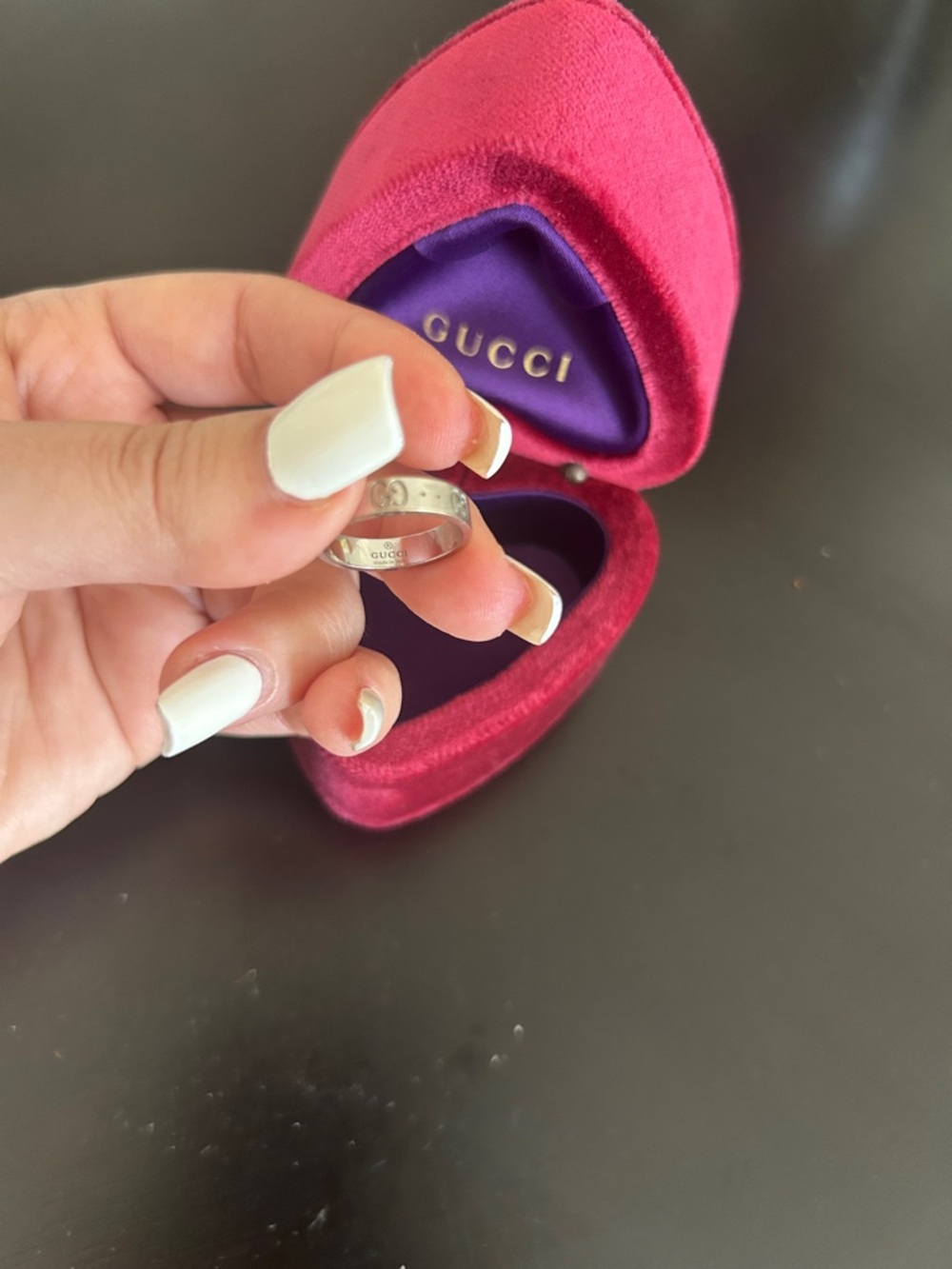 Gucci Icon Interlocking G Band Ring - Picture 7 of 7